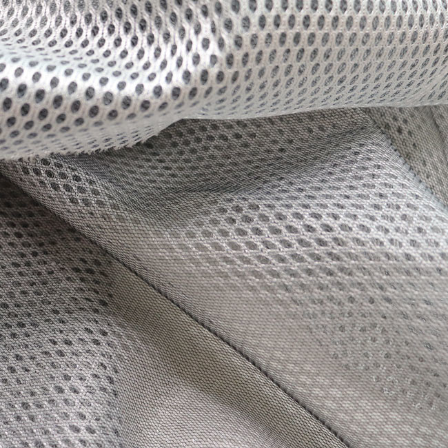 สายใยสีดํา 3D Mesh ผ้า 100% โพลิเอสเตอร์ สื่อ Mesh หายใจสําหรับโซฟา 0