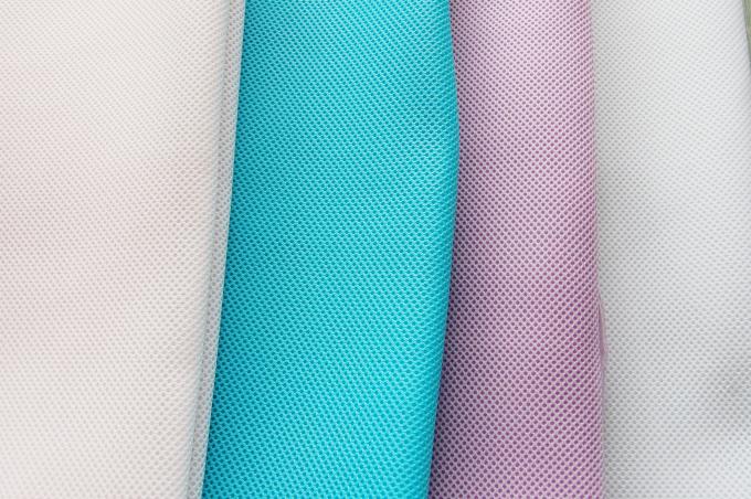 ผ้า 3 มิลลิเมตร 100 โพลีเอสเตอร์ Mesh เนื้อผสมผสมผสมผสมผสมผสมผสมผสมผสมผสมผสมผสมผสมผสานสําหรับรองเท้า 2