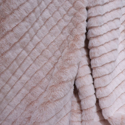 Good price Anti Static White Flannel Throw Blanket All Seasons Minky Fleece Blanket สําหรับฤดูหนาว ออนไลน์