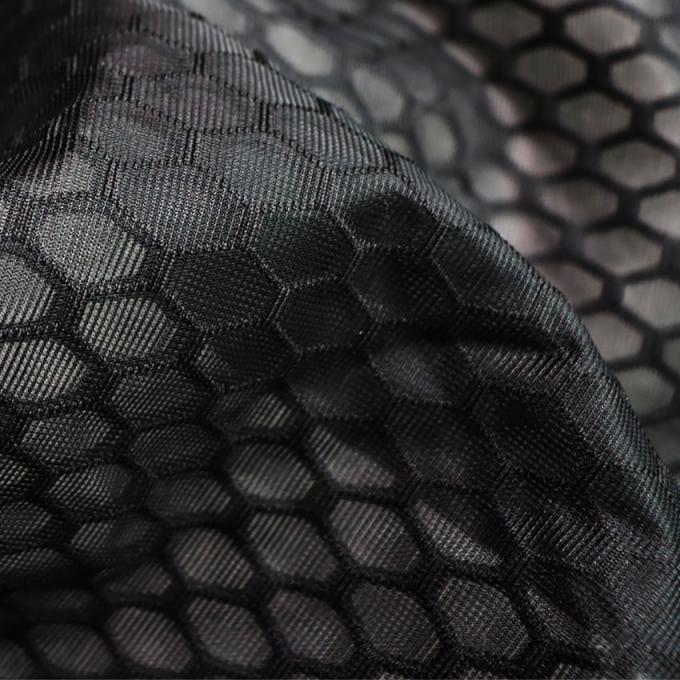 เนื้อผ้าพอลิเอสเตอร์ Mesh 100% สายผูก Airmesh หายใจ สายผูก Spacer Mesh เนื้อผ้าสีดํา Fine Mesh 2
