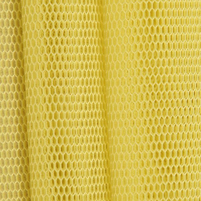 ความจํา 4mm 3D Mesh วัสดุ Polyester Mesh Fabric หายใจได้ดี 4