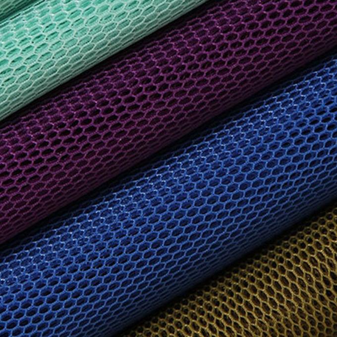 ความจํา 4mm 3D Mesh วัสดุ Polyester Mesh Fabric หายใจได้ดี 6