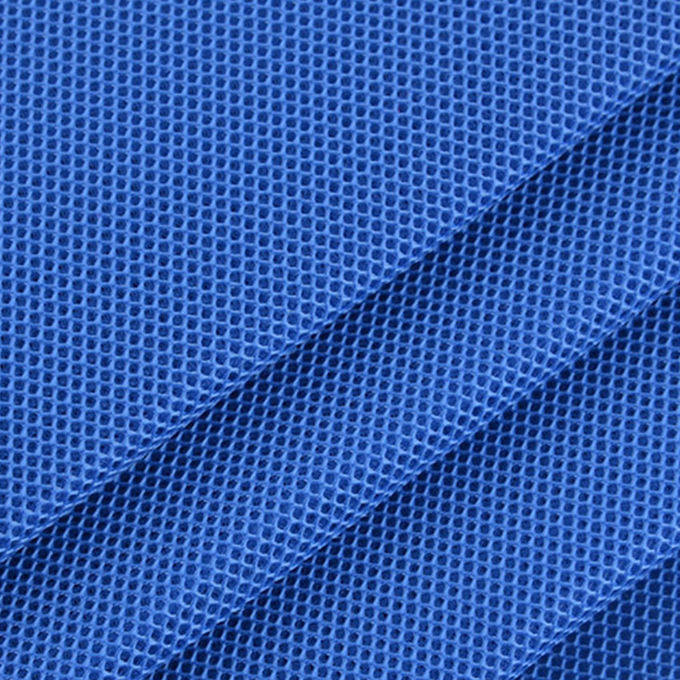430gsm เสื้อผ้า Activewear สเปเซอร์ Mesh เนื้อผ้า หนาวซึมโพลีเอสเตอร์ Air Mesh เนื้อผ้า 1